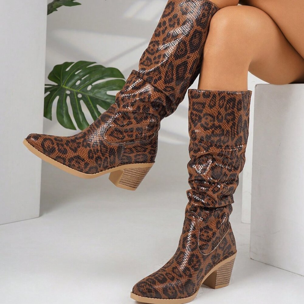 Elegant Women's Thick Heel Leopard Print Knee High Boots - Picture 3 of 5